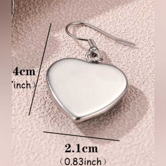 2/30$ Or 3/$35 Boho Geometric ArtisticAbstract Heart Drop Crystal Glass Earrings - Picture 2 of 4